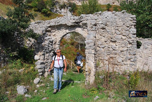 arco di ingresso.JPG